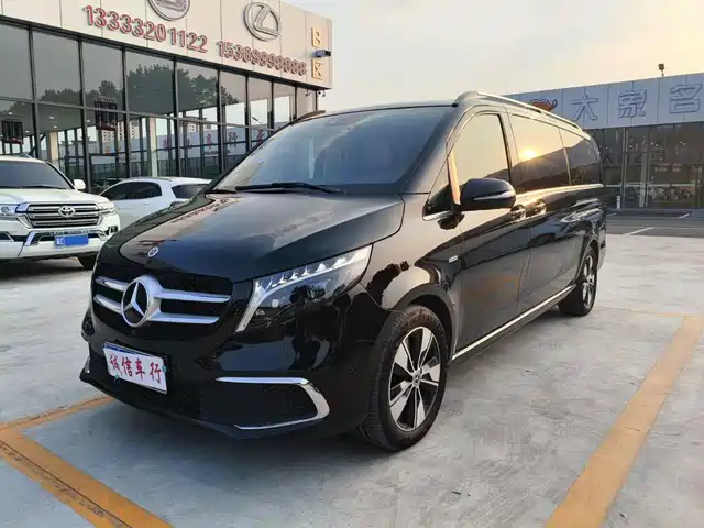 Mercedes-Benz V-Class 2023