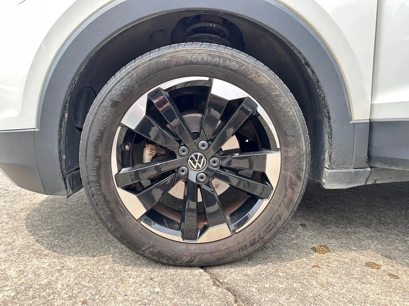 Volkswagen Tanying 2021 1.5L Automatic Smart Connect Edition фото 19