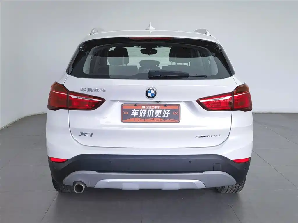 BMW X1 2019 sDrive18Li Premium Model фото 4