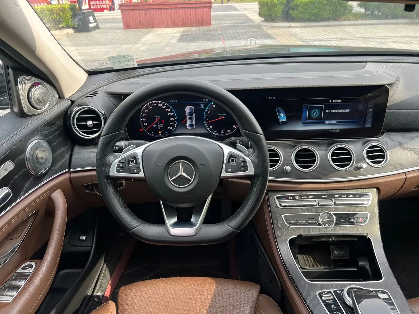 Mercedes-Benz E-Class 2018 E 200 L Sport фото 8