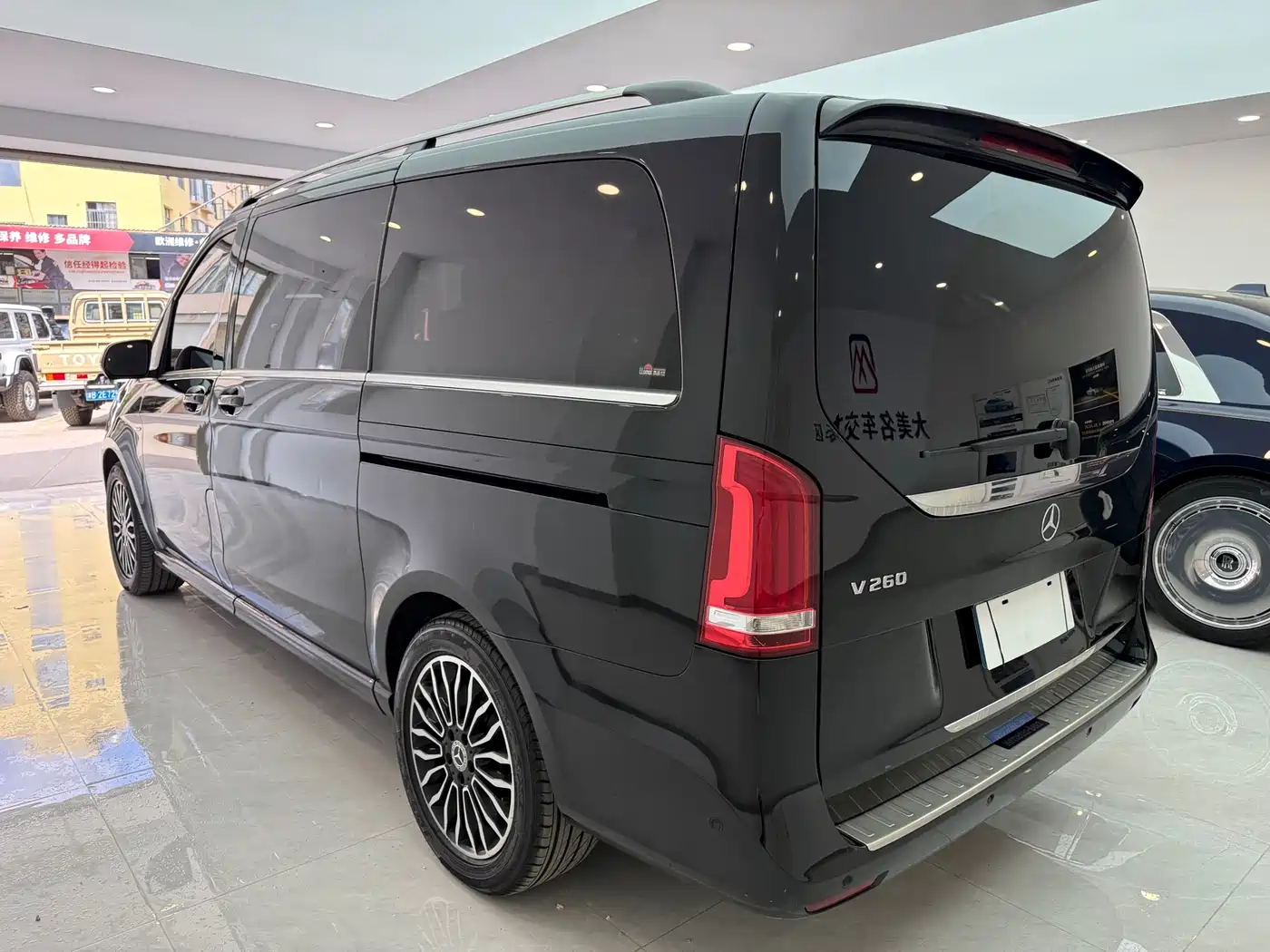 Mercedes-Benz V-Class 2018 V 260 Pilot Edition China V фото 10