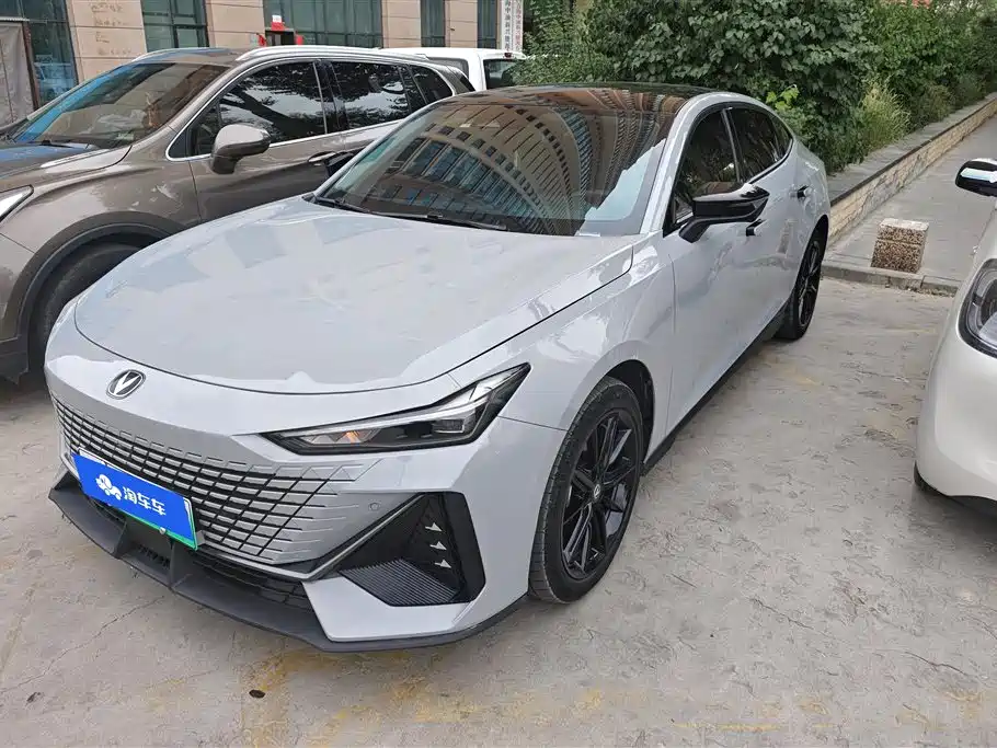 Changan UNI-V iDD 2023 Smart Electric iDD 1.5T 113km Smart Cool Type