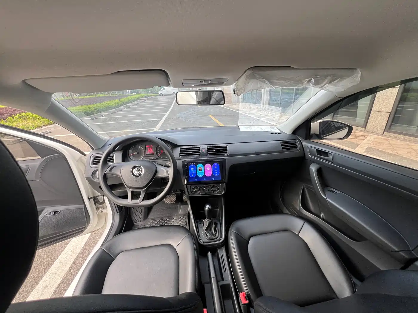 Volkswagen Santana 2021 1.5L Automatic Comfort Edition фото 9