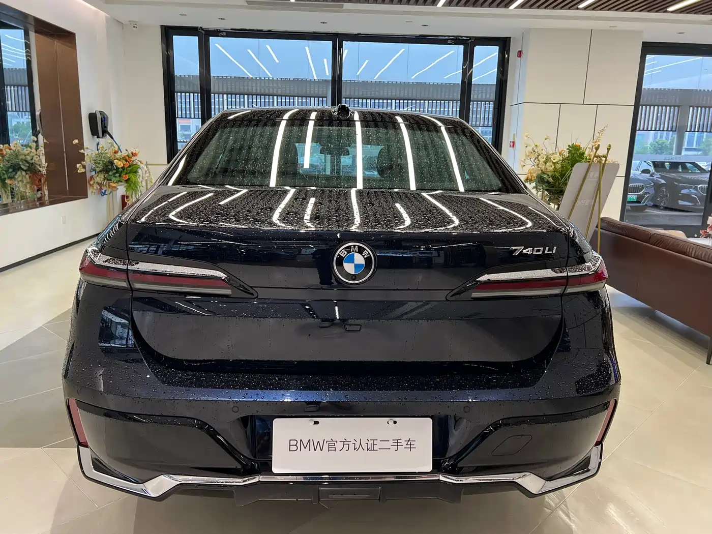 BMW 7 Series 2023 Model 740Li Leading M Sport Package фото 5