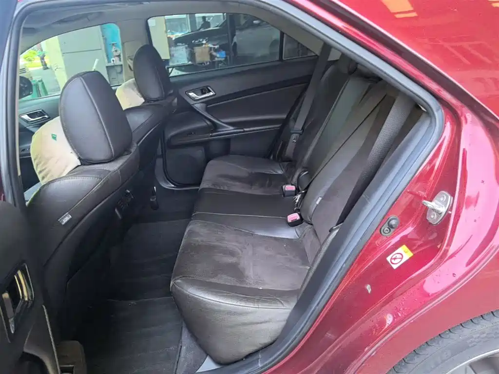 Toyota Reiz 2013 2.5V Premium Edition фото 17