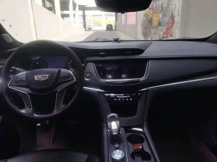 Cadillac XT5 2020 28T AWD Luxury Model фото 6