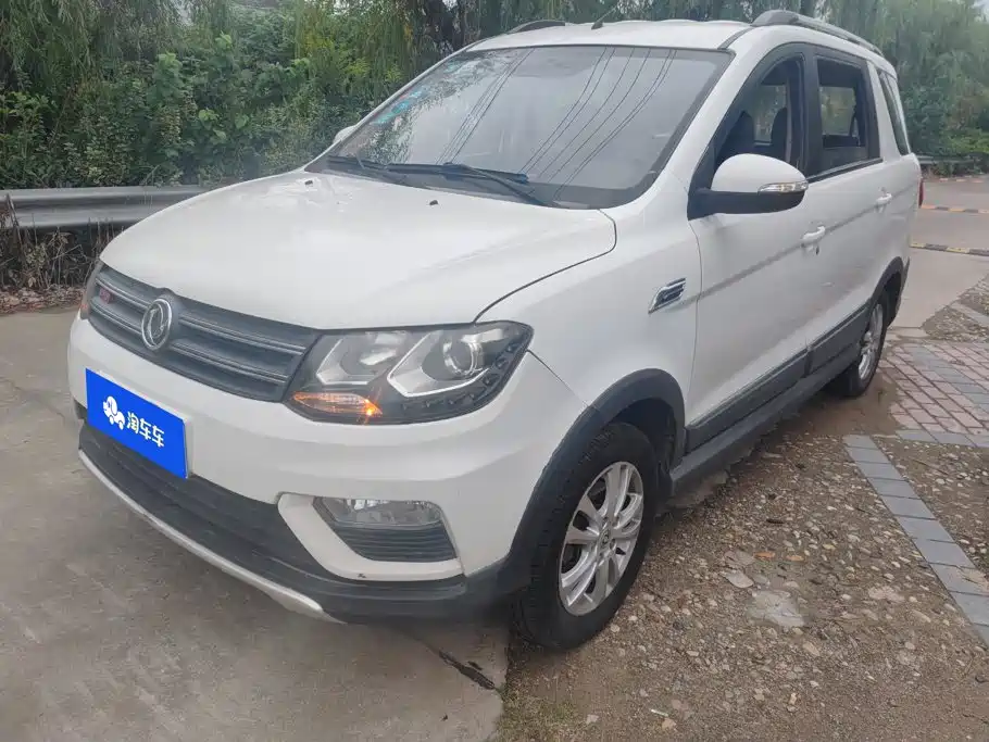 Dongfeng Fengguang Fengguang 370 2016 2016 1.5L Manual Standard SFG15-05 7-Seat