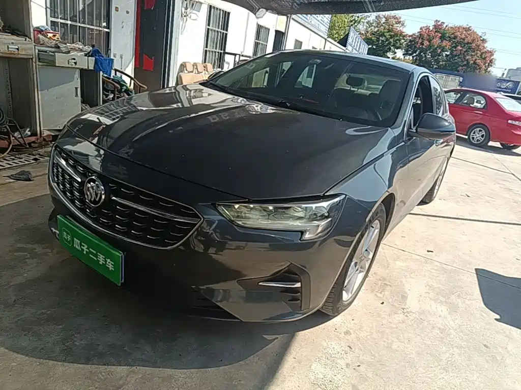 Фото 2 - Buick Regal