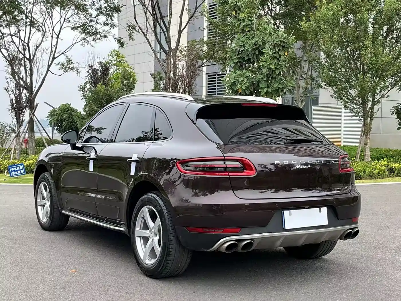 Porsche Macan 2017 Macan 2.0T фото 7