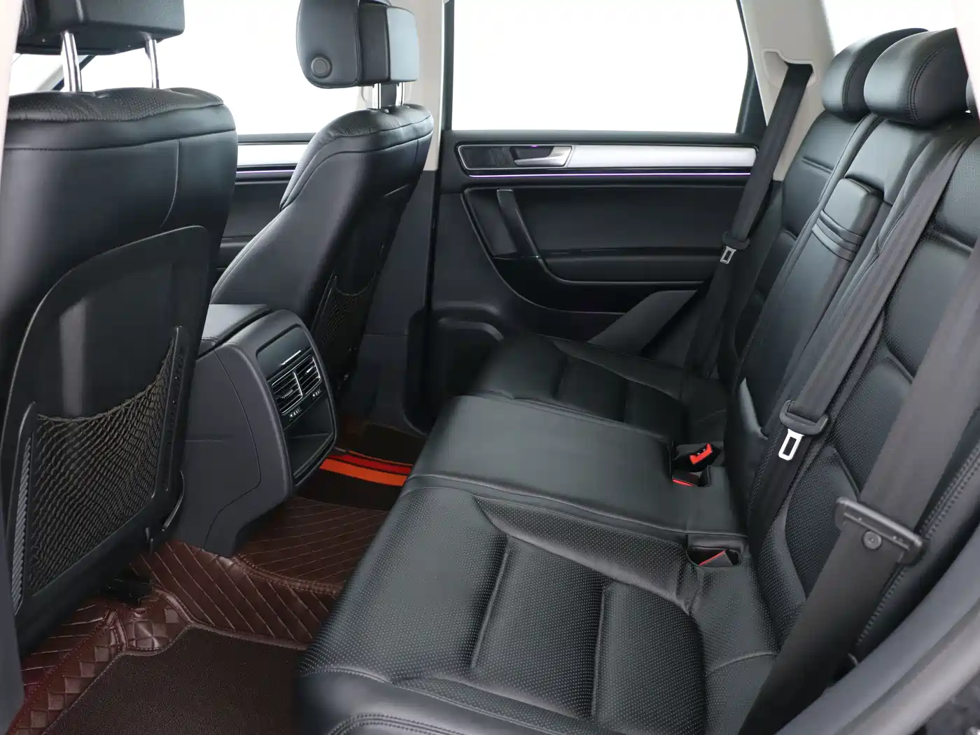 Volkswagen Touareg 2017 3.0TSI Explorer Edition фото 10