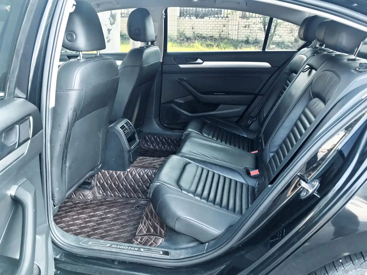Photo 13 - Volkswagen Magotan