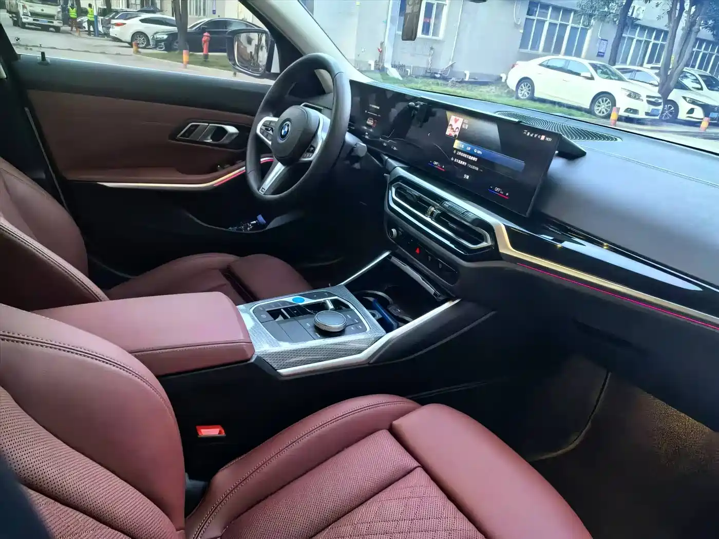BMW i3 2022 eDrive 35 L фото 7