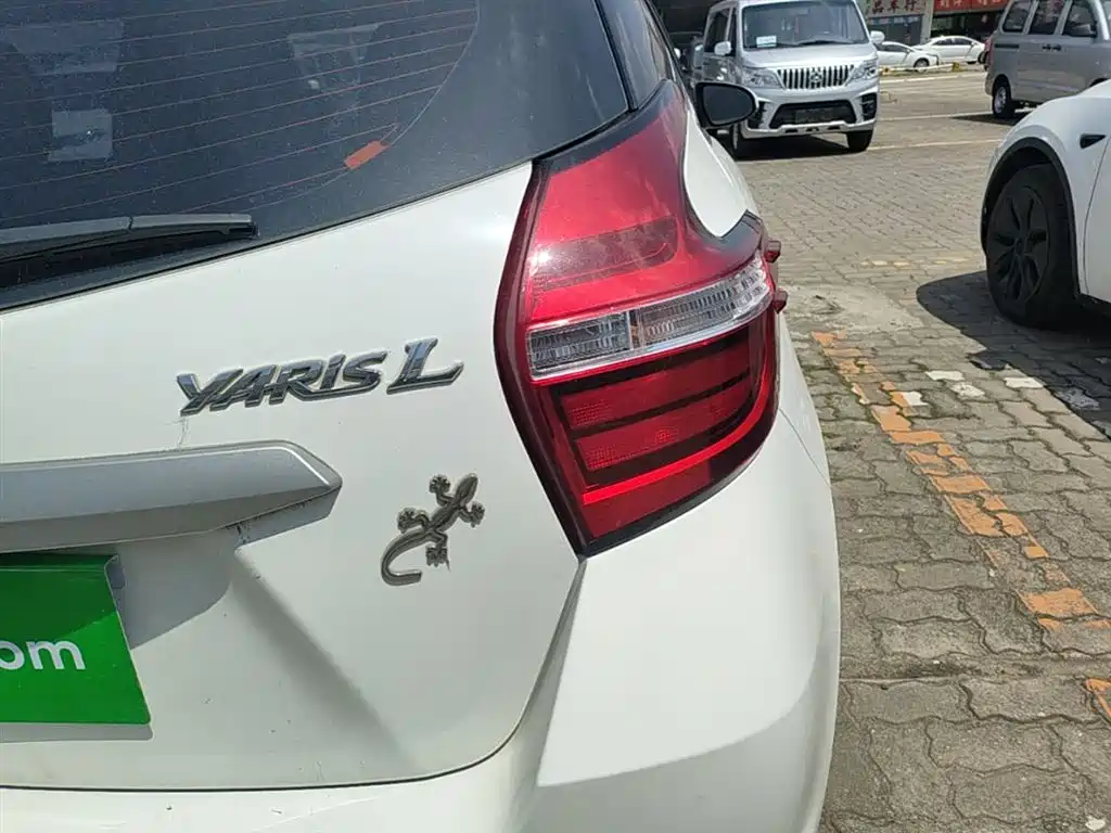 Toyota YARiS L Zhi Xuan 2020 1.5L CVT Leading Edition фото 8