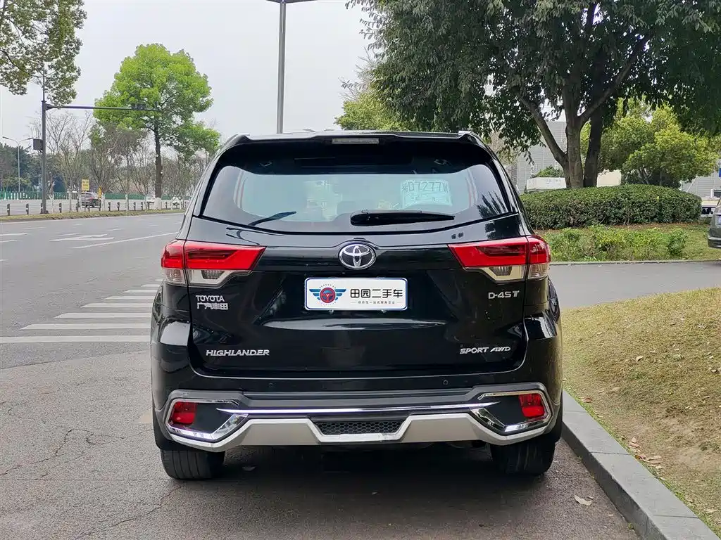 Toyota Highlander 2018 2.0T 4WD Luxury 7-seater (China V) фото 5