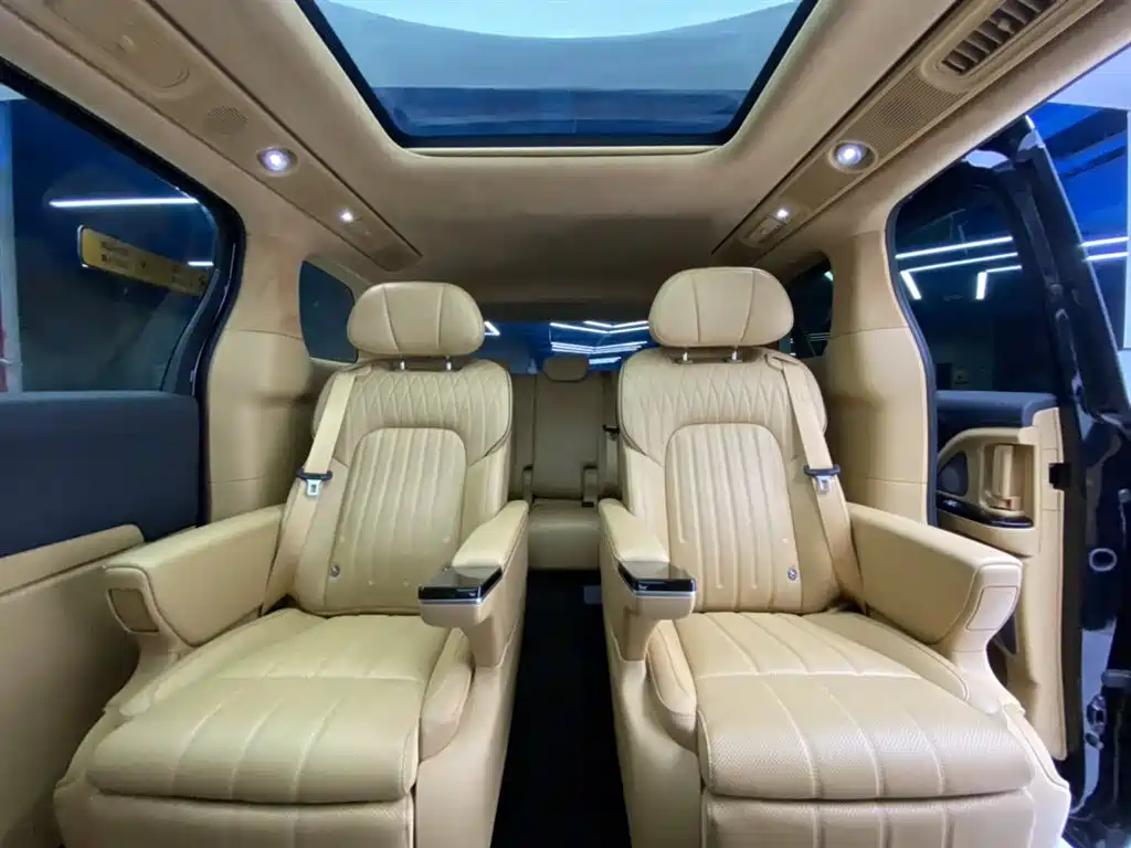 Voyah Auto Voyah Dreamer 2025 PHEV AWD Flagship Kunpeng Edition фото 25