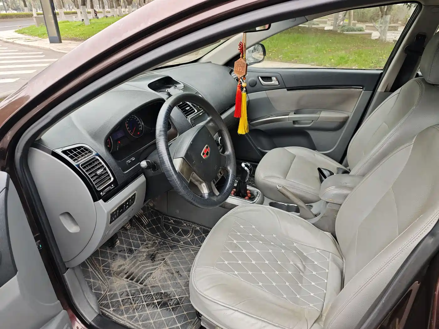 Geely Classic Emgrand 2013 2013 Sedan 1.5L Manual Progressive