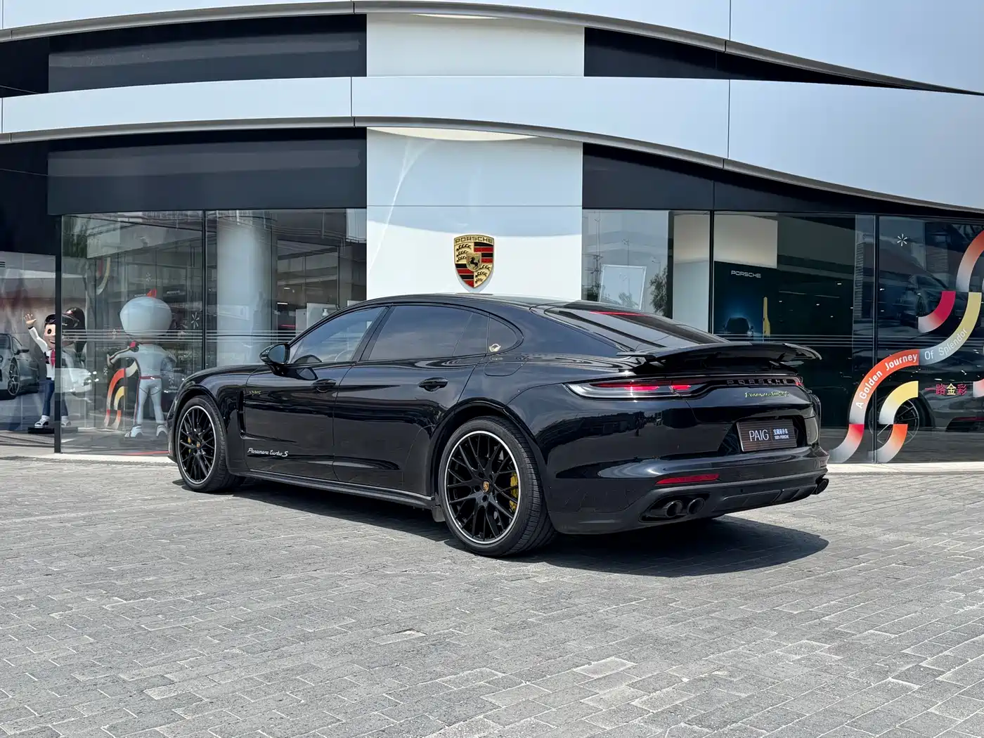 Porsche Panamera New Energy 2023 Panamera Turbo S E-Hybrid Executive Long Wheelbase 4.0T фото 7