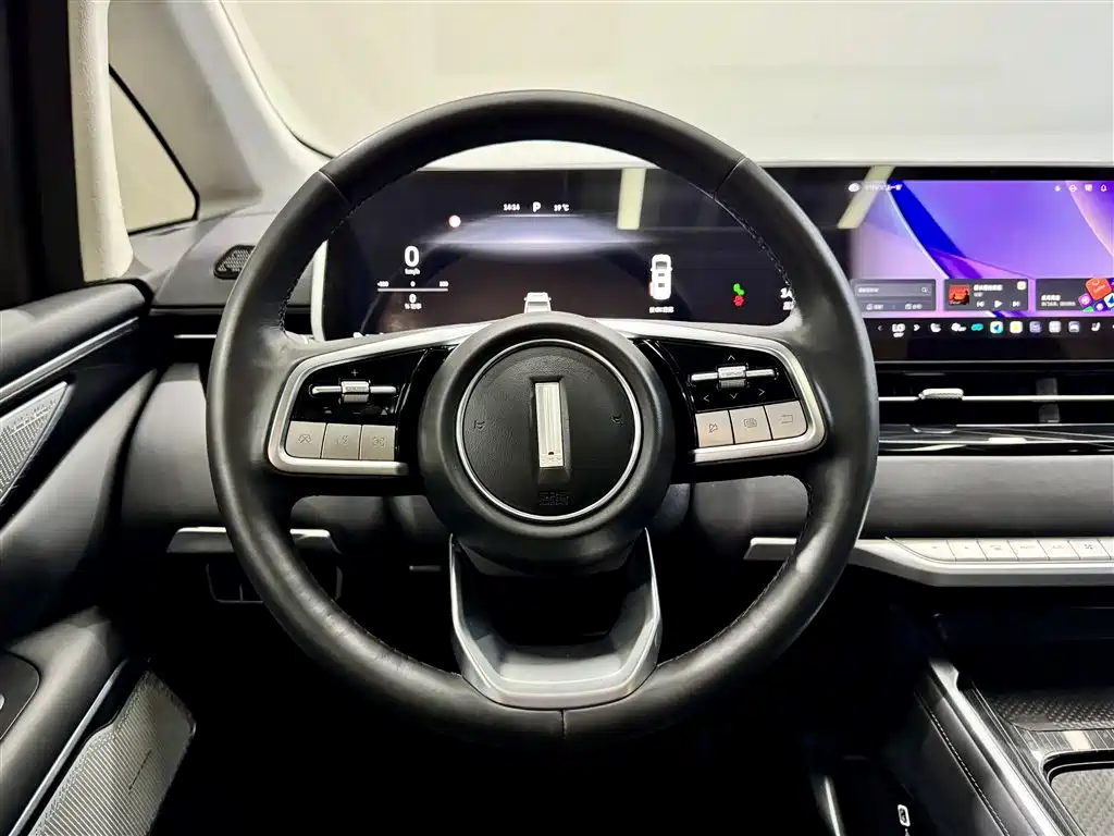 WEY Alpine 2024 2023 AWD Flagship
