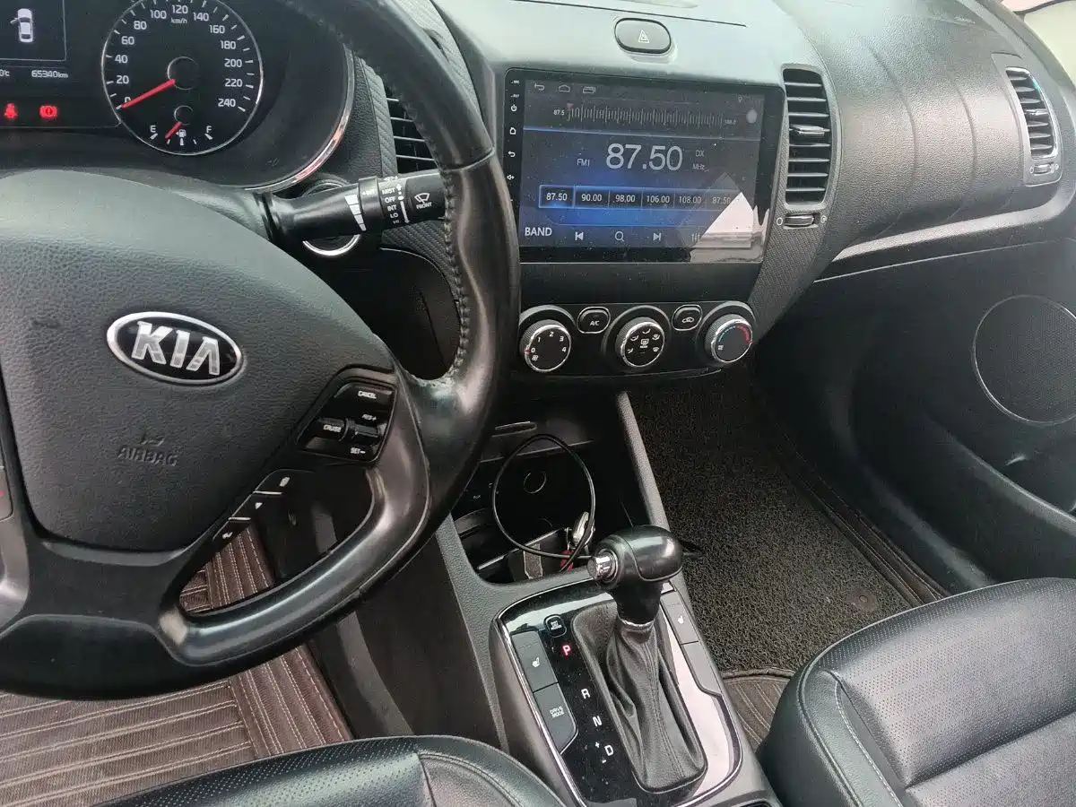 Kia K3 2017 1.6L Automatic 15th Anniversary Special GLS фото 6