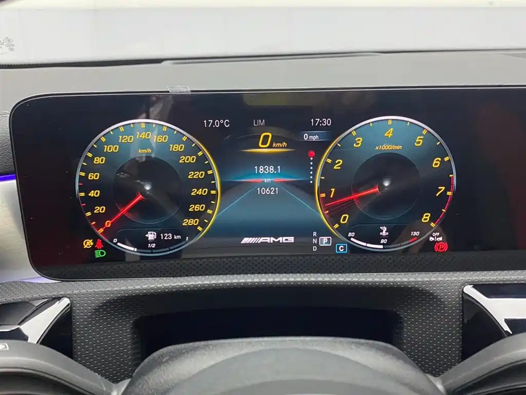 Mercedes-Benz CLA AMG 2023 AMG CLA 35 4MATIC фото 15