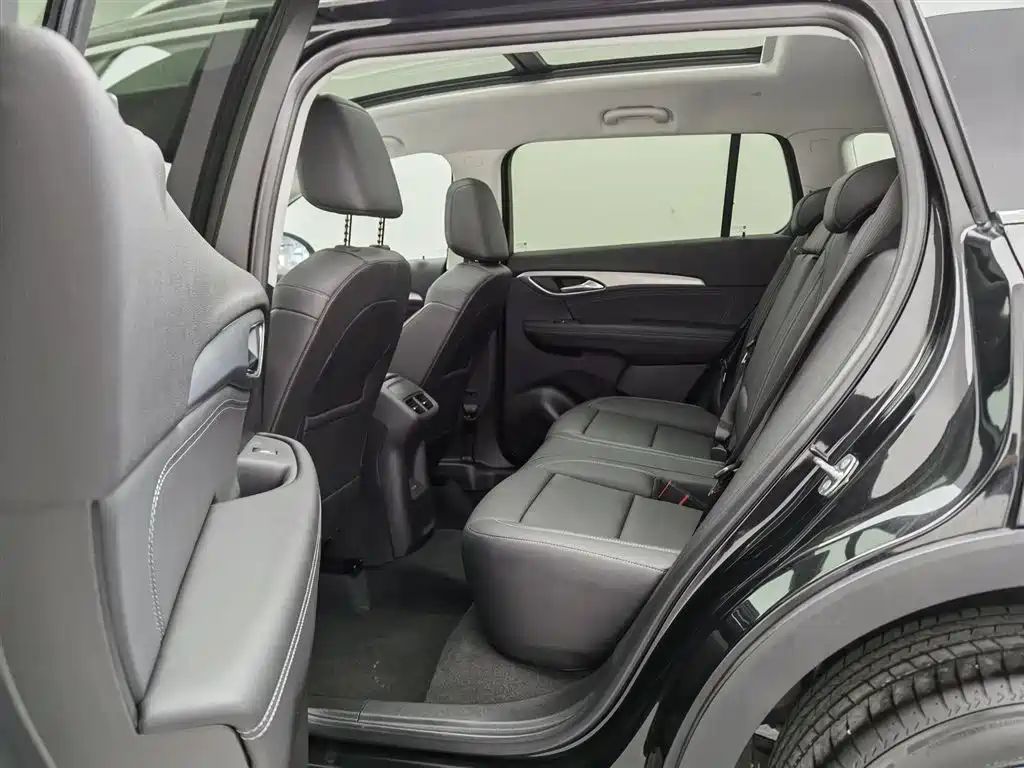 Buick Envision Plus 2025 Enclave Plus 28T 2WD Platinum Edition фото 15