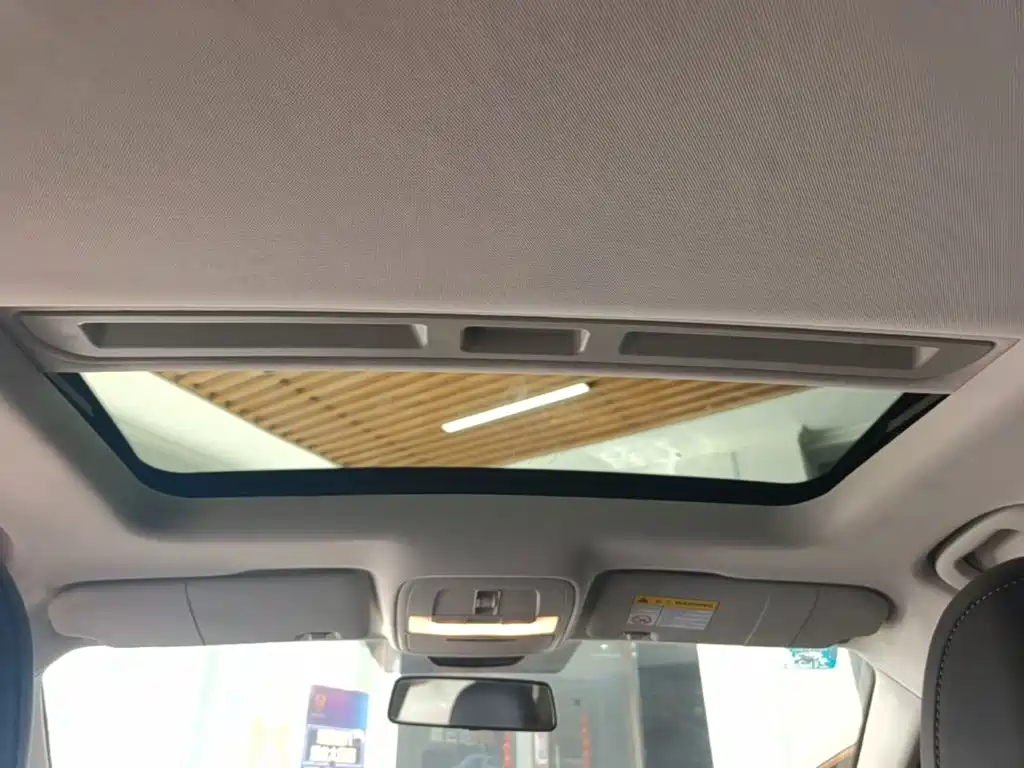 Roewe i5 2019 2019 1.5L Auto 4G Langhao Edition