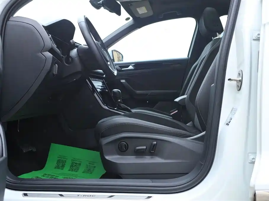 Volkswagen T-ROC 2021 280TSI DSG 4WD Luxury Connected фото 7