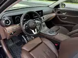 Фото 3 - Mercedes-Benz E-Class