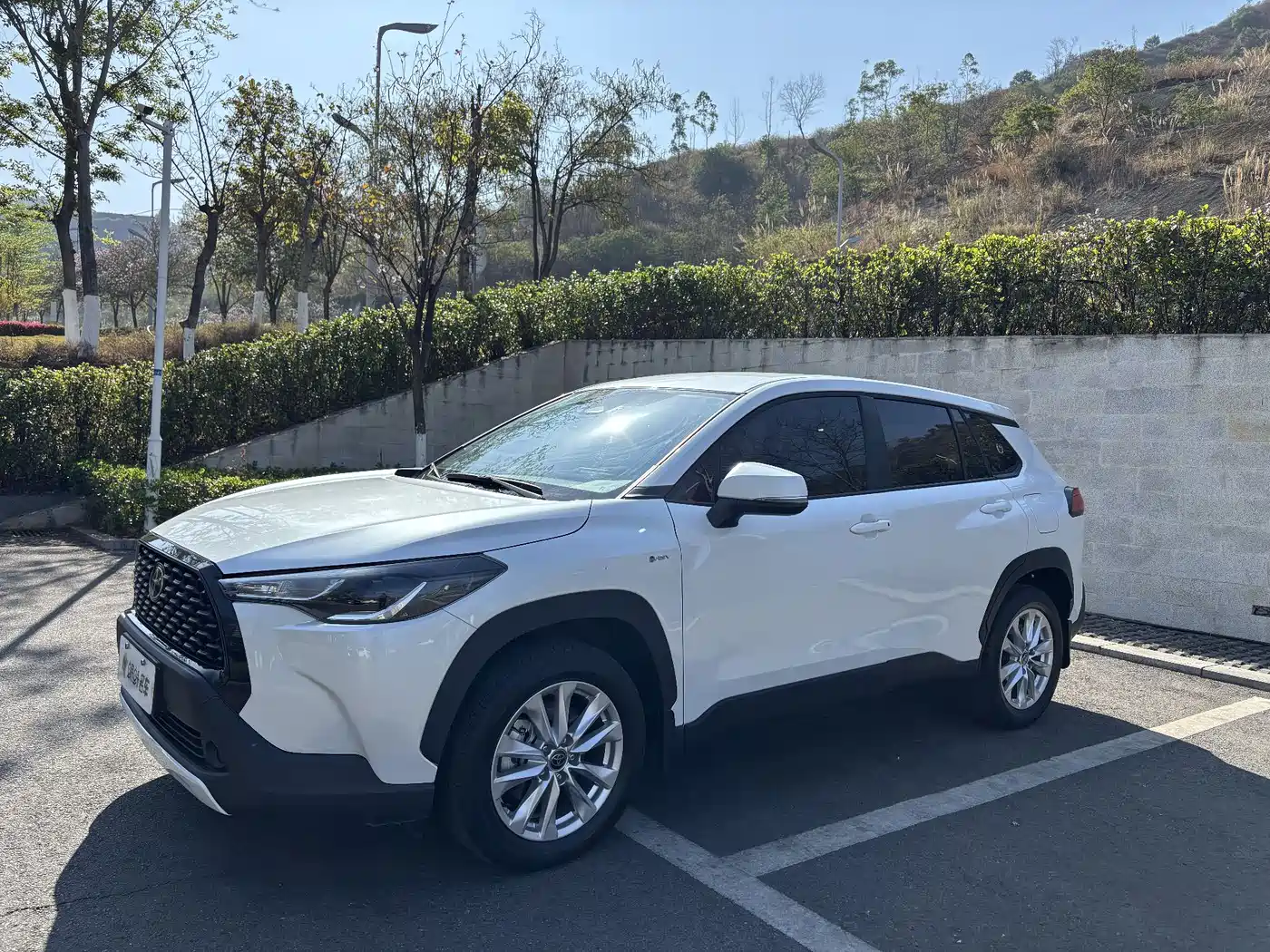 Toyota Corolla Cross 2024 2.0L Smart Hybrid Dual Engine Pioneer Edition