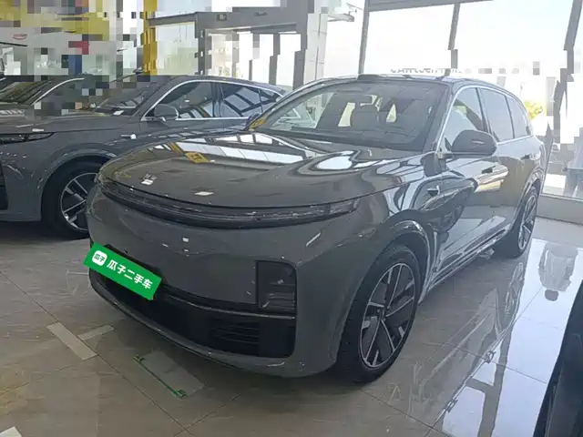 Li Auto L7 2025