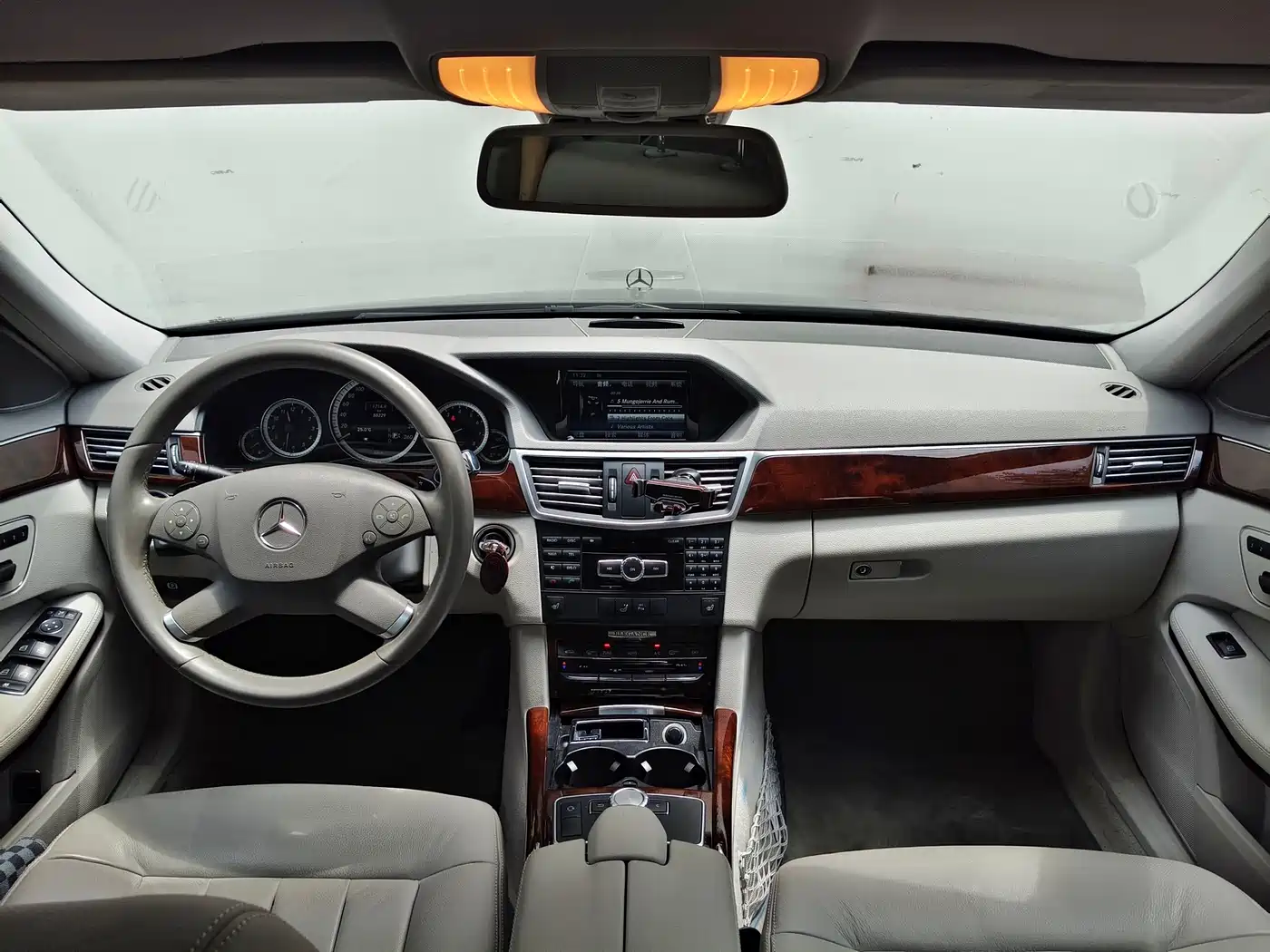 Mercedes-Benz E-Class 2013 E 300 L Elegance фото 7