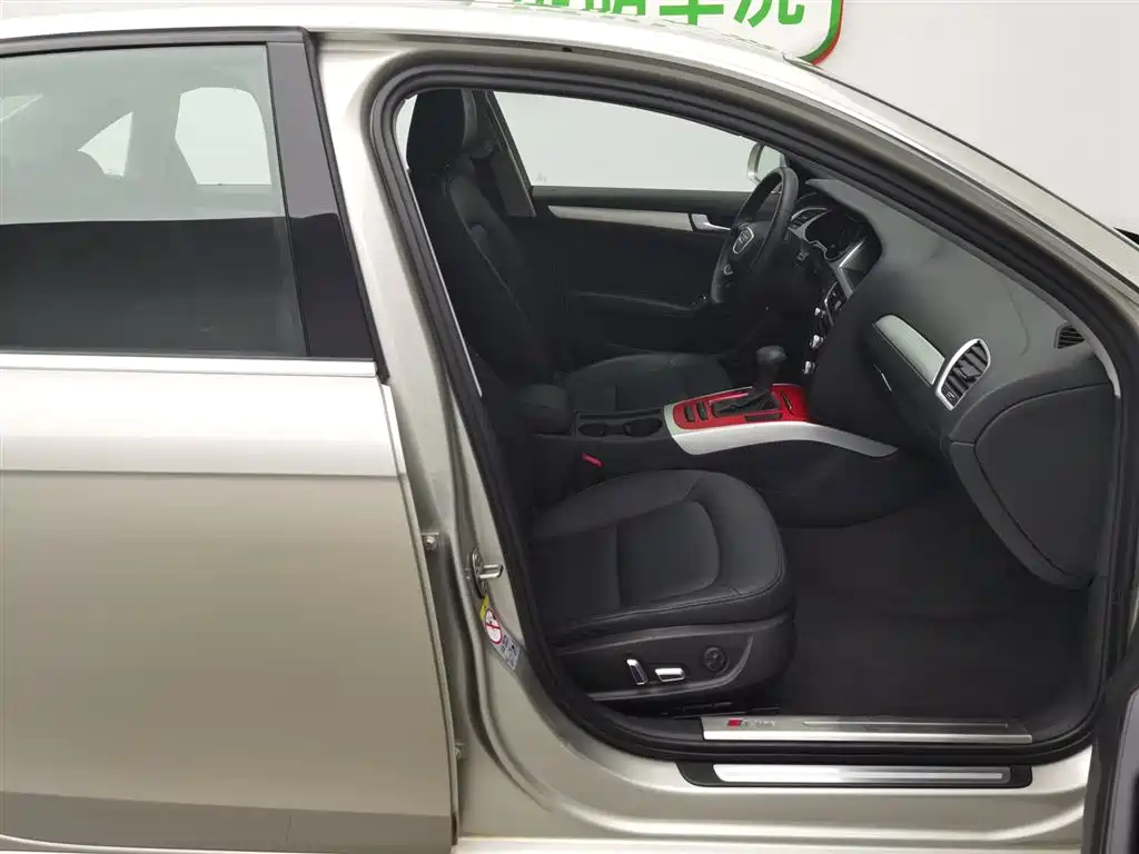 Audi A4L 2016 30 TFSI Collector's Edition Automatic Comfort фото 23