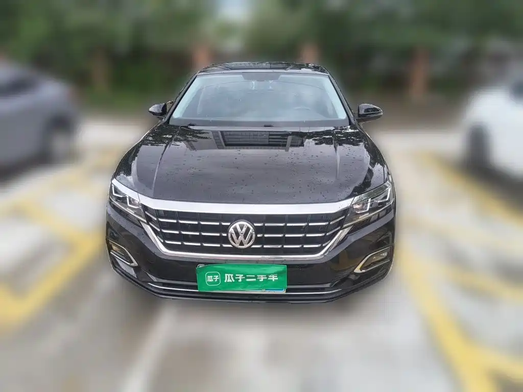 Photo 24 - Volkswagen Passat
