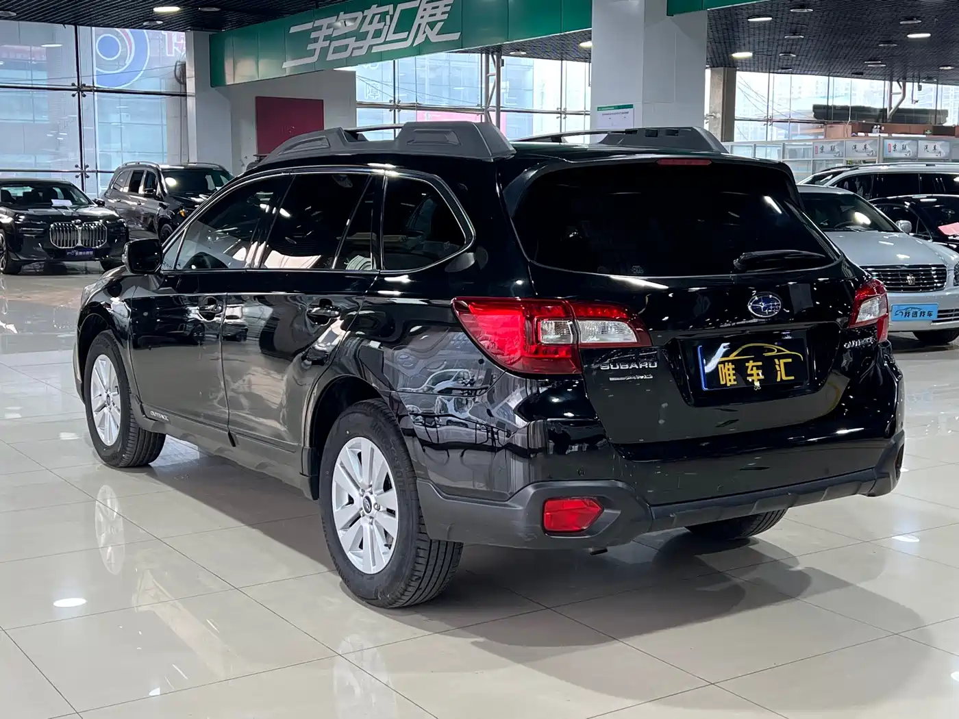 Subaru Outback 2016 2.5i Luxury Navigation Edition фото 6