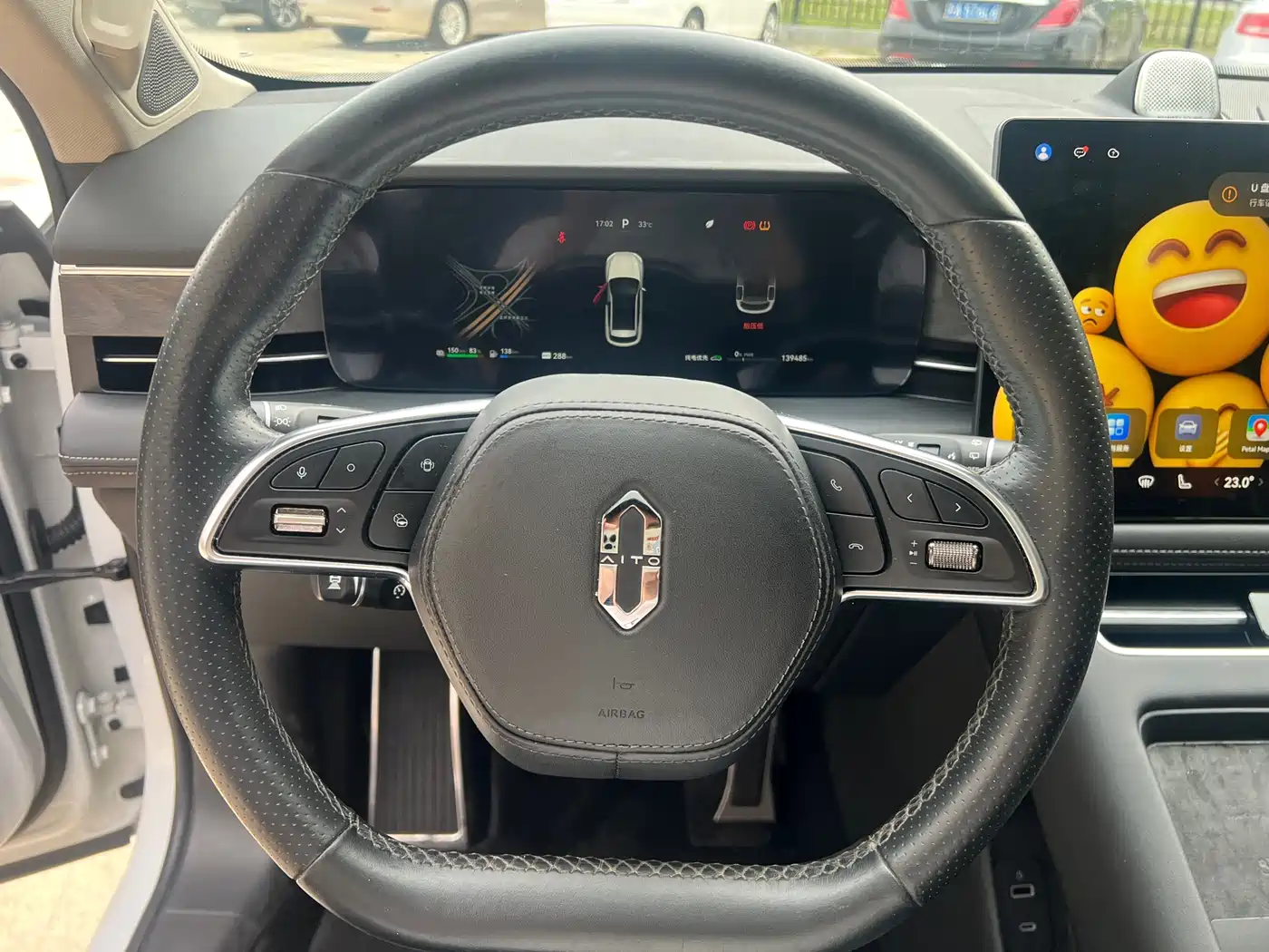 AITO Wenjie AITO M5 2022 Extended Range AWD Performance Edition фото 9
