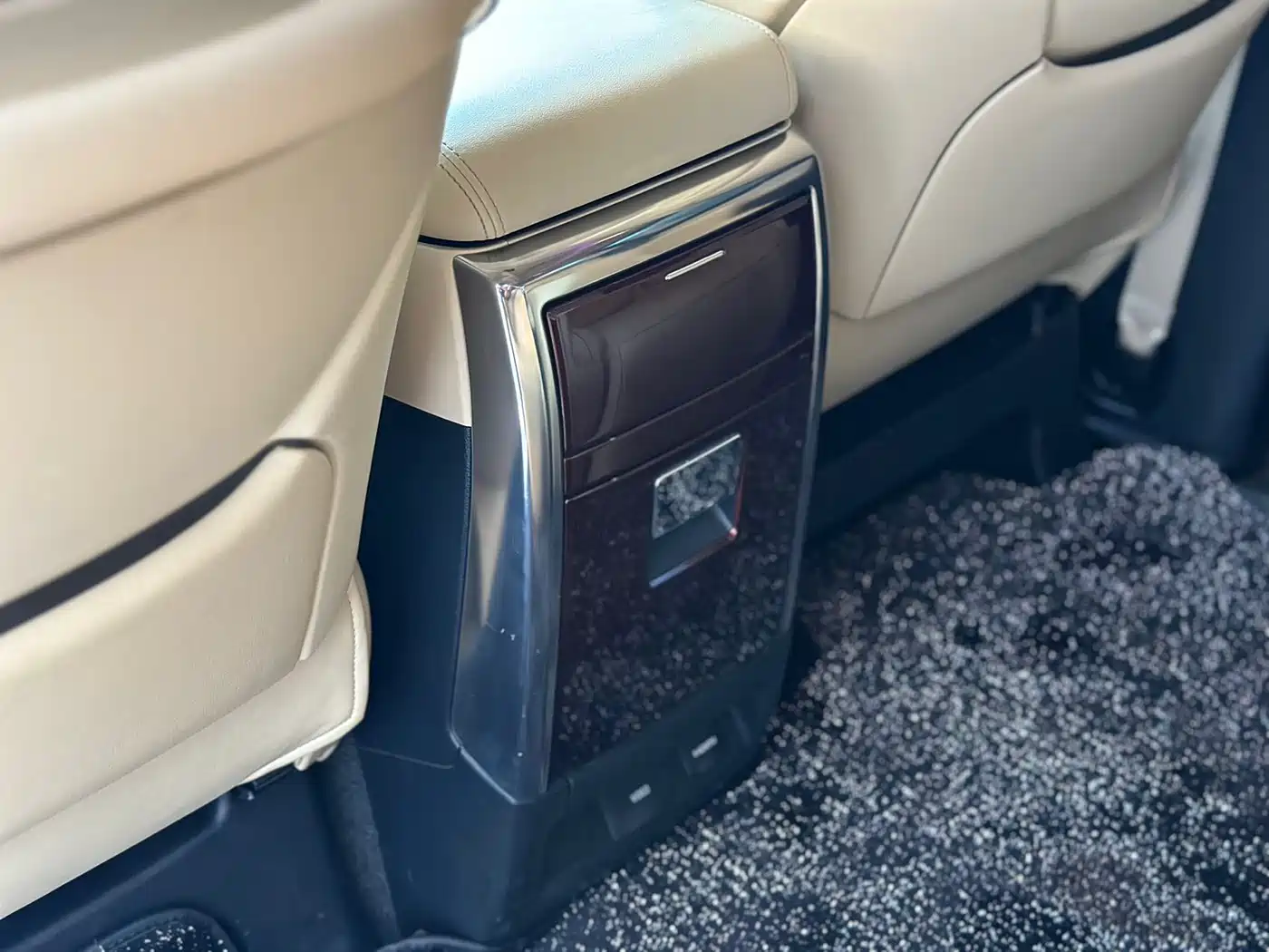 Toyota Alphard 2015 3.5L Luxury Edition фото 15