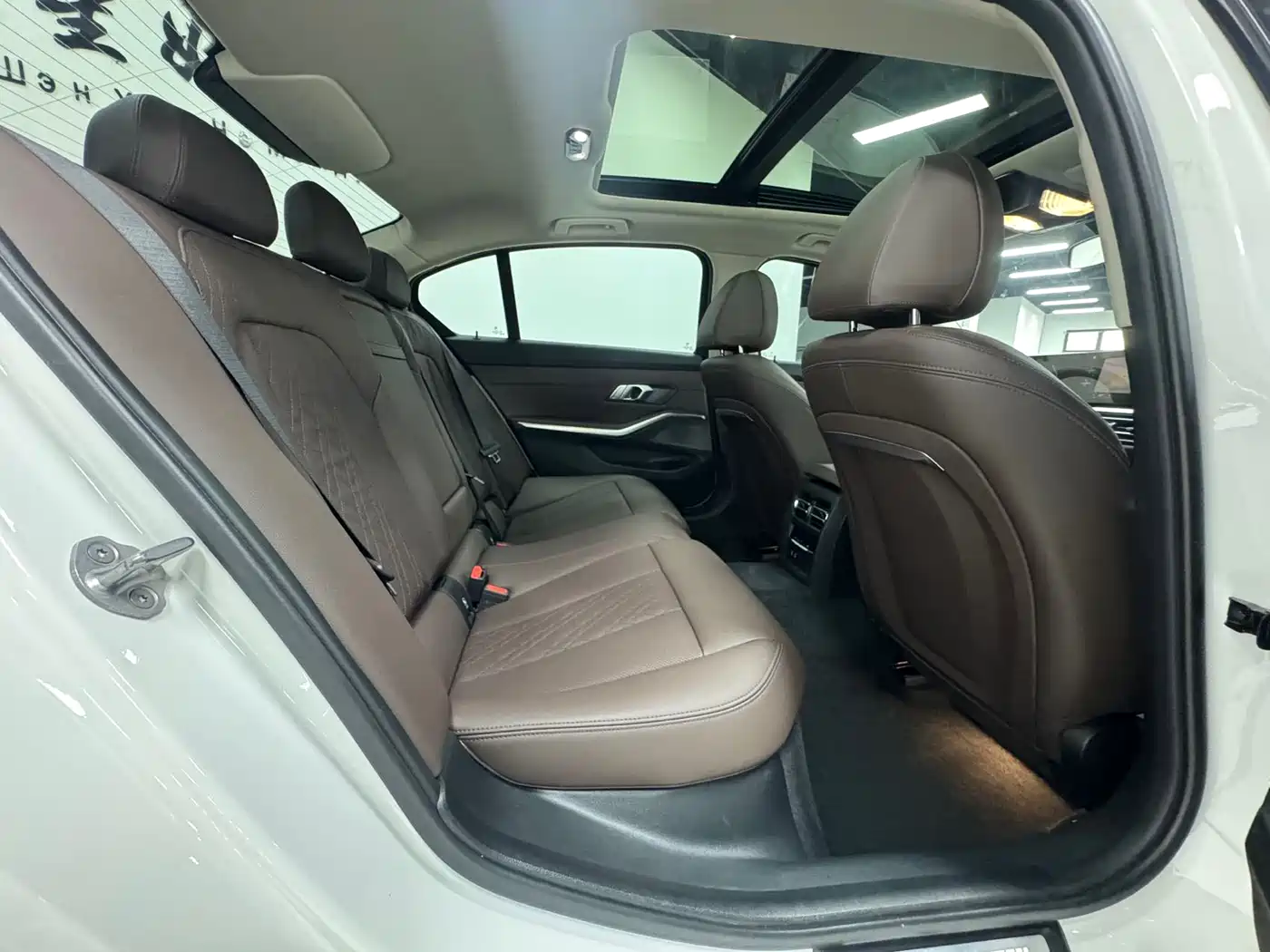 BMW 3 Series 2023 320Li M Sport Package фото 20