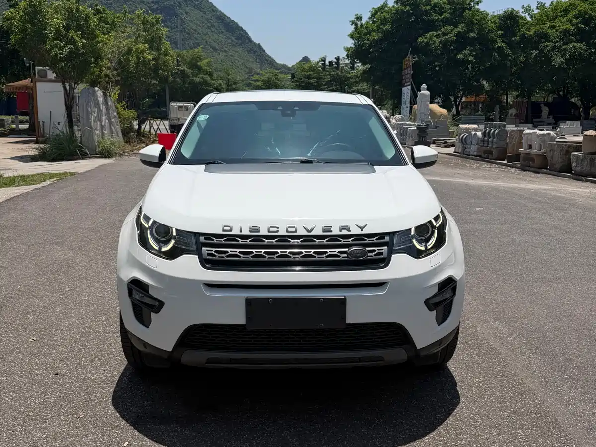 Land Rover Discovery Sport 2018 240PS SE Edition фото 2