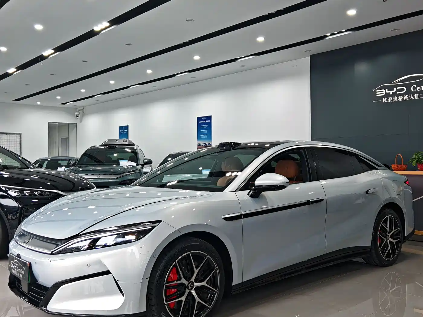 BYD Han L 2025 EV AWD LiDAR Flagship