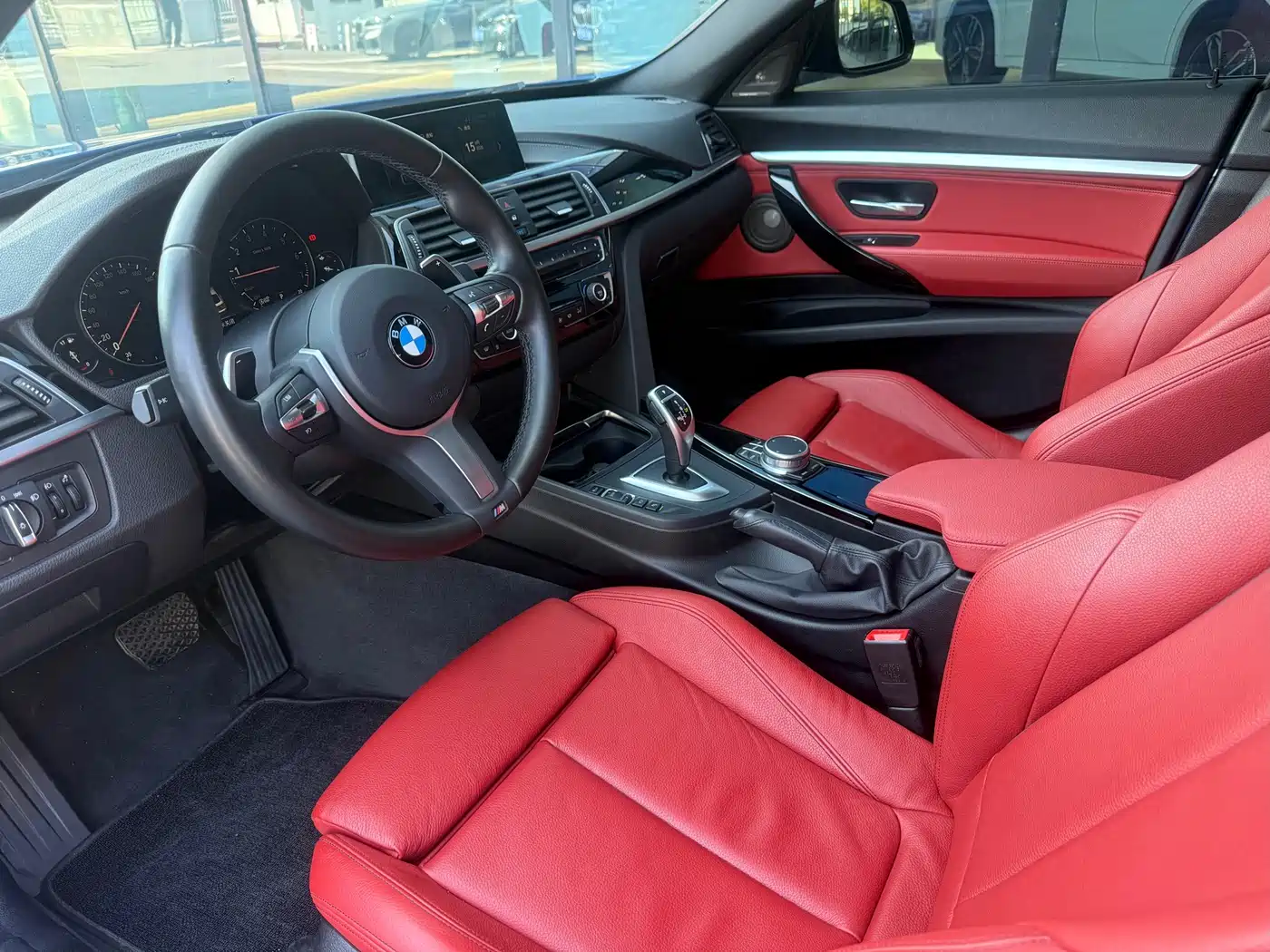BMW 3 Series GT 2021 2020 320i M Sport Black Night Edition