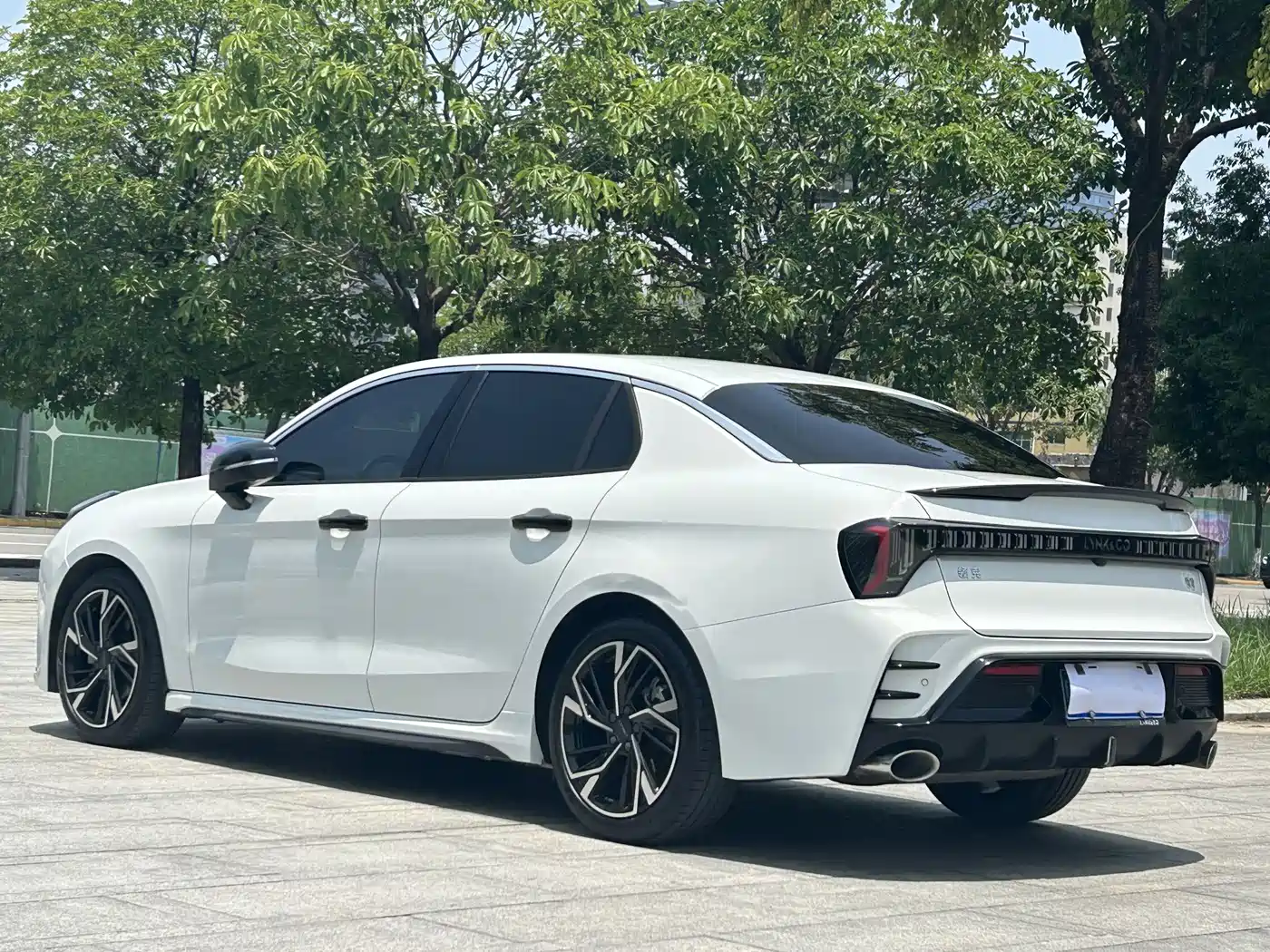 Lynk & Co 03 2023 1.5TD DCT Power Pro фото 7