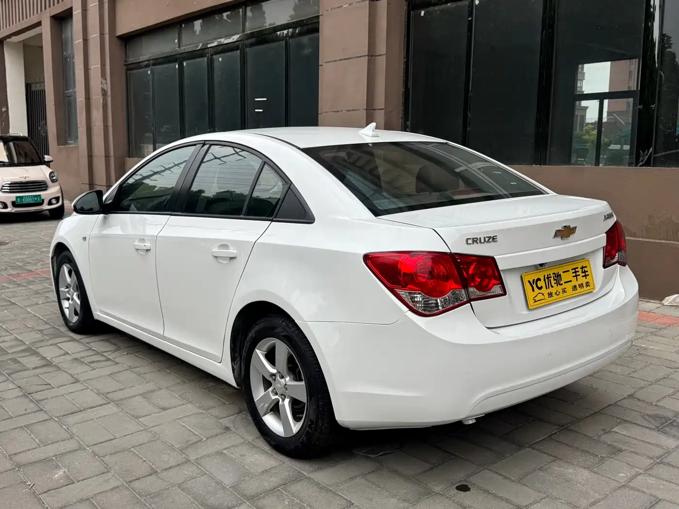 Chevrolet Cruze 2013 Model 1.6L SE AT фото 16