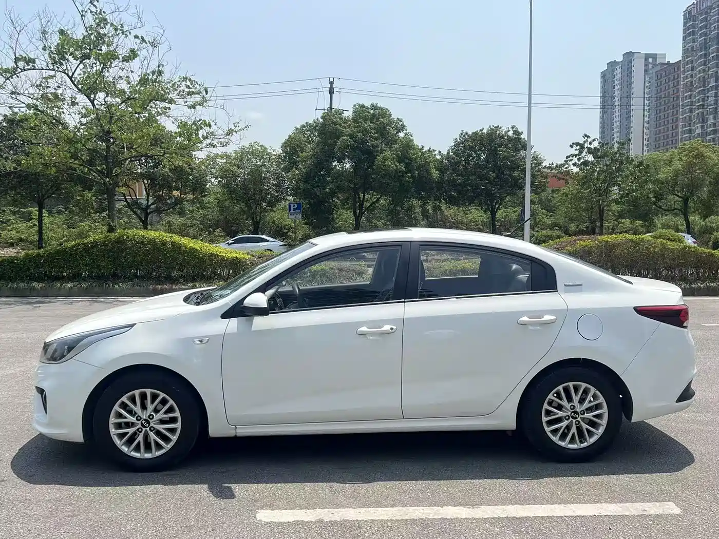 Kia K2 2017 Sedan 1.4L AT GLS фото 4