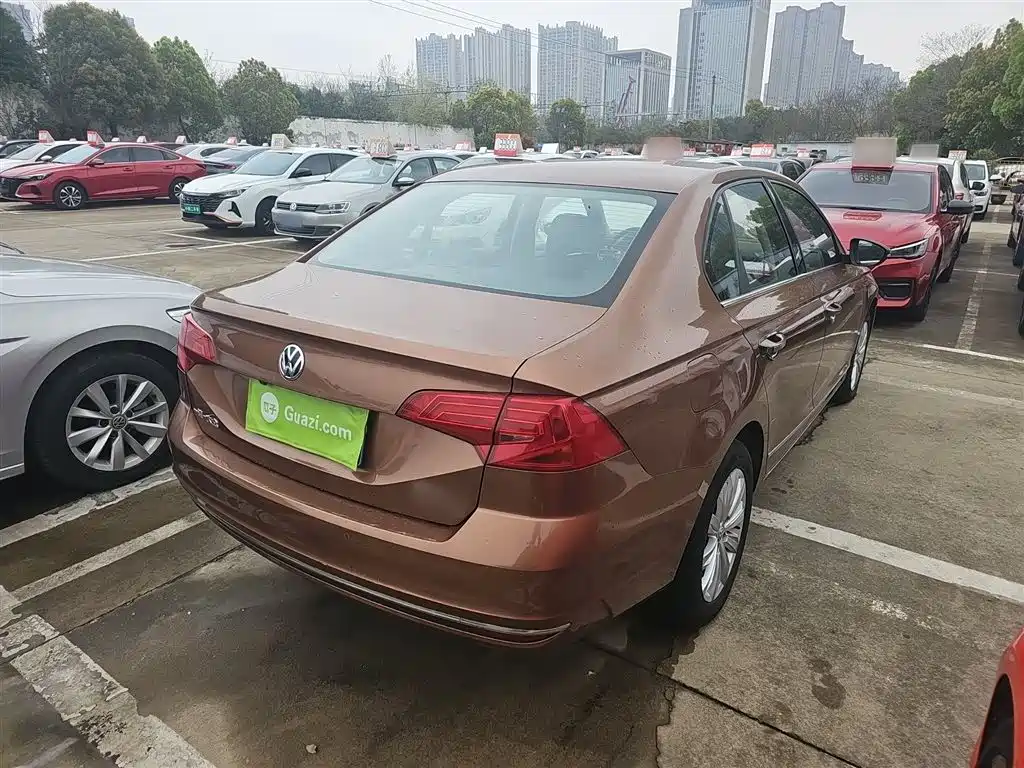 Volkswagen Bora 2018 1.5L Automatic Comfort фото 5