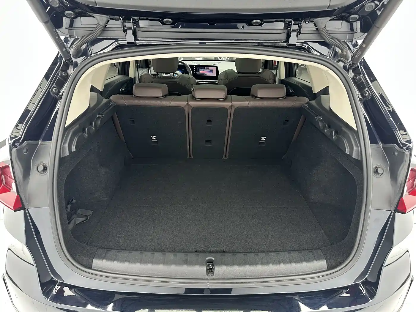 BMW X1 2023 sDrive20Li X Design Package фото 17