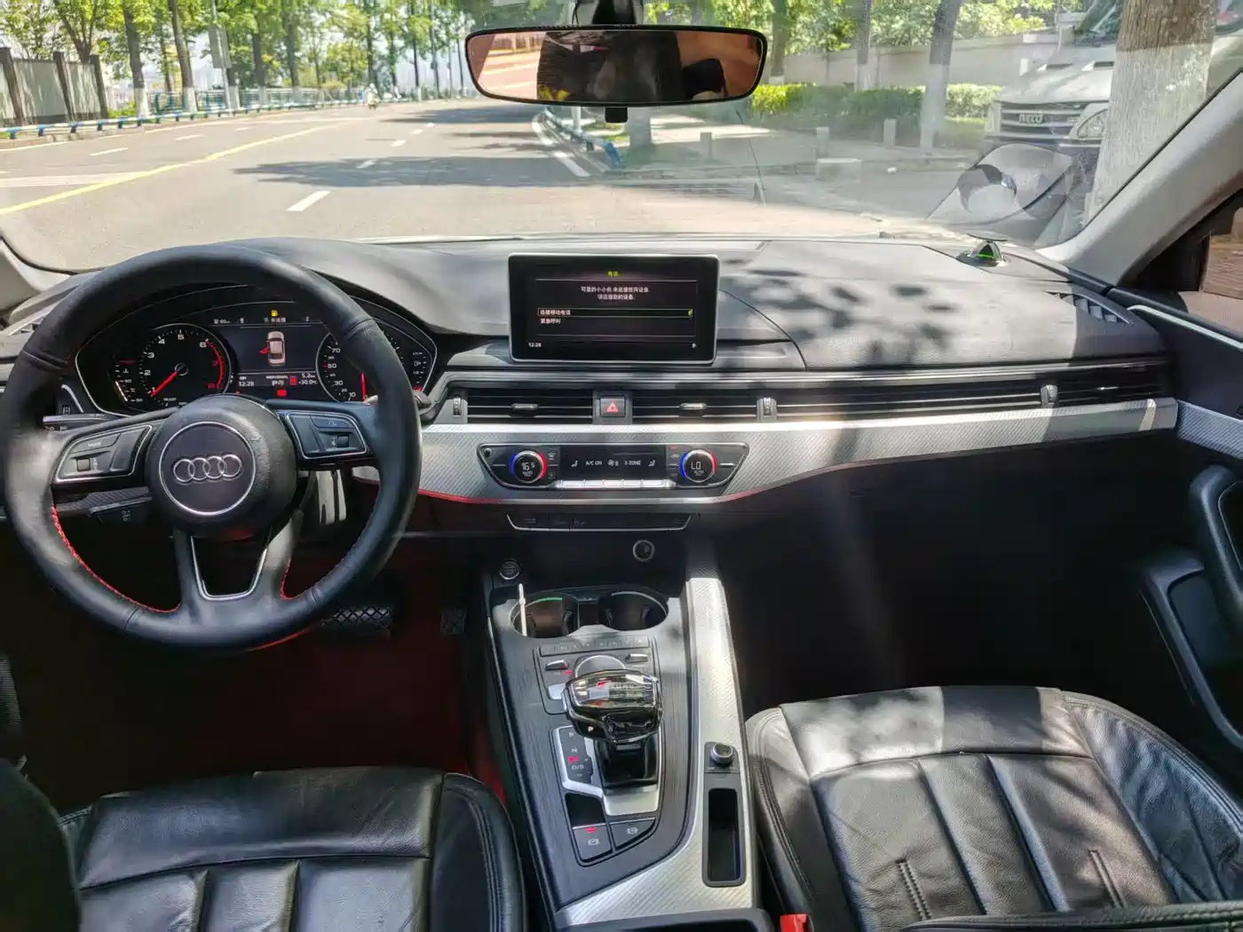 Audi A4L 2017 Plus 40 TFSI Fashion фото 5