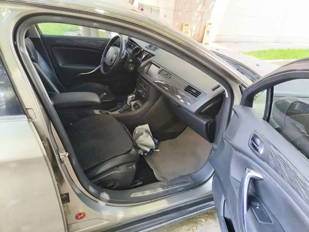 Citroën C5 2012 2011 Model 2.3L Automatic Premium