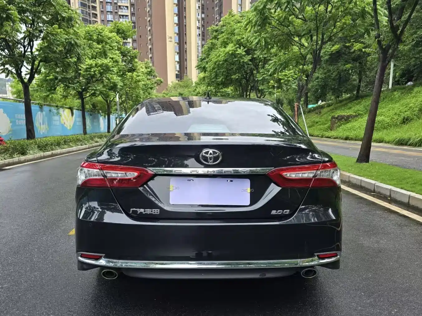 TOYOTA CAMRY