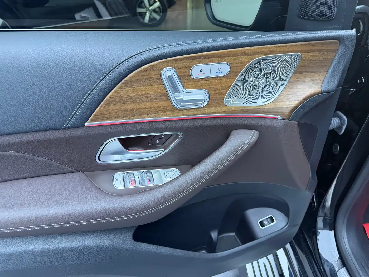 Mercedes-Benz GLS 2022 Second Facelift GLS 450 4MATIC Luxury фото 19