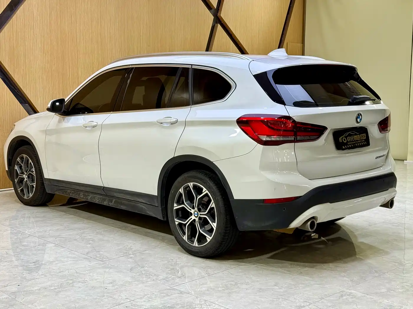 BMW X1 2020 sDrive25Li Leading Model фото 17